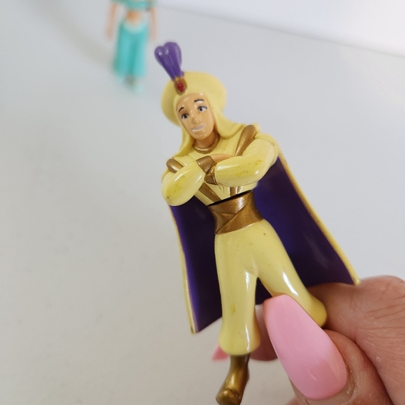 Aladdin Jasmine Disney Figurines Cake Topper Action Figure PVC - Picture 2 of 5